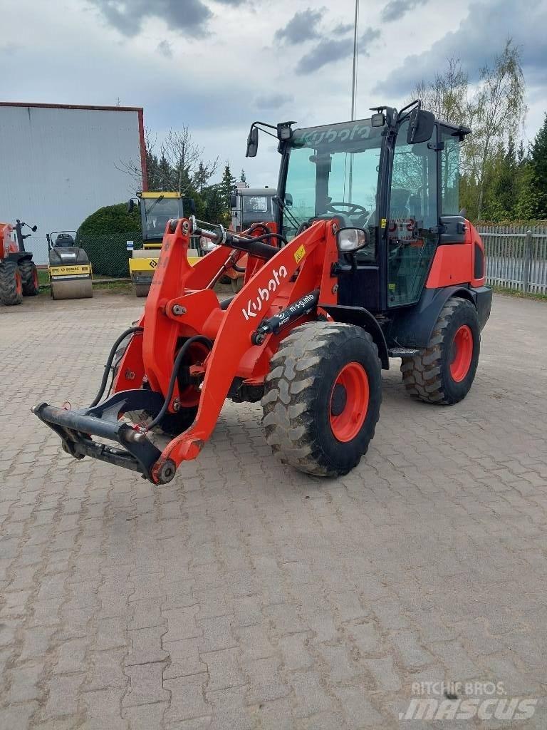 Kubota R 070 Tekerlekli yükleyiciler