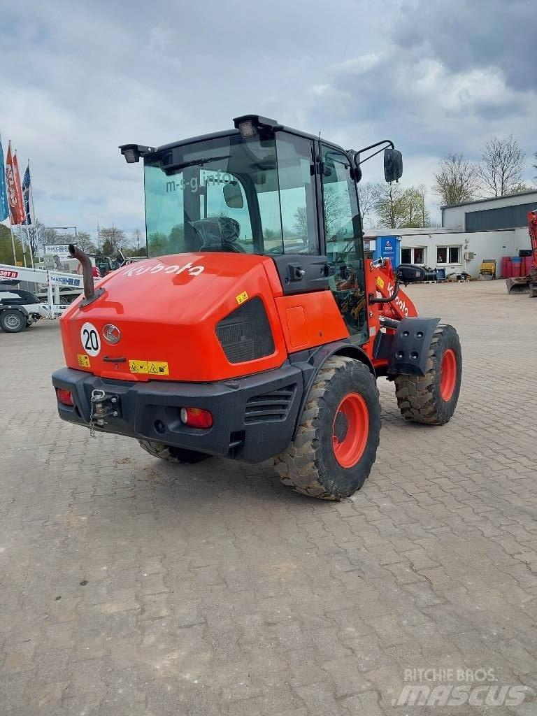 Kubota R 070 Tekerlekli yükleyiciler