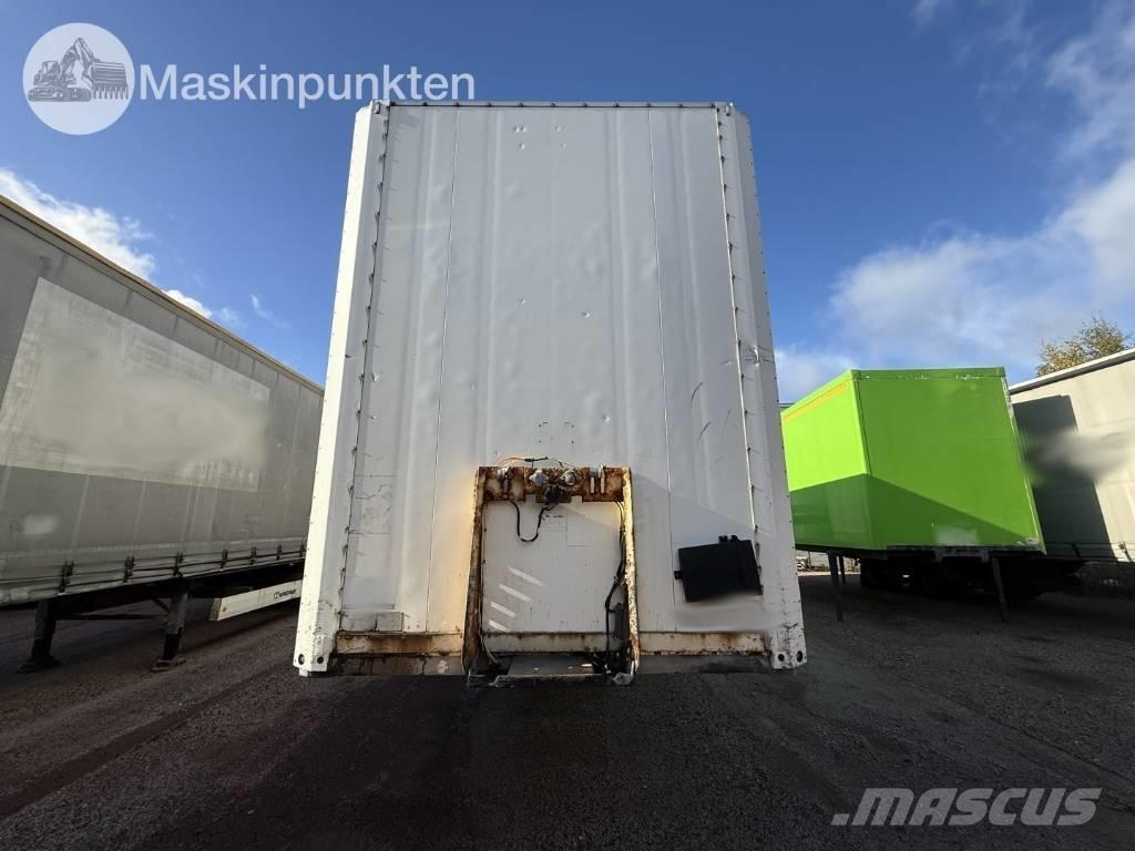 Schmitz SKO 24 Kapali kasa yari römorklar
