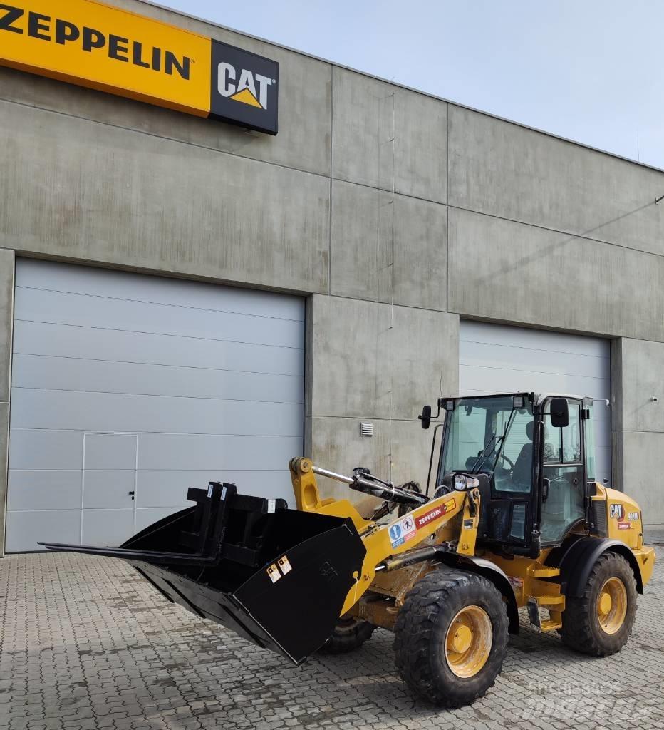 CAT 908 Tekerlekli yükleyiciler