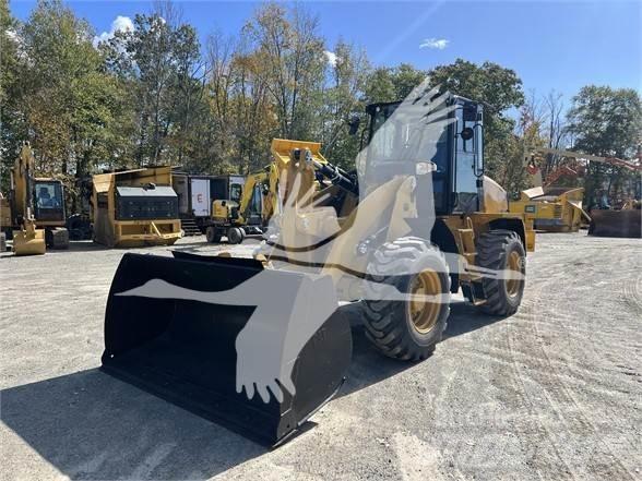 CAT 910 Tekerlekli yükleyiciler