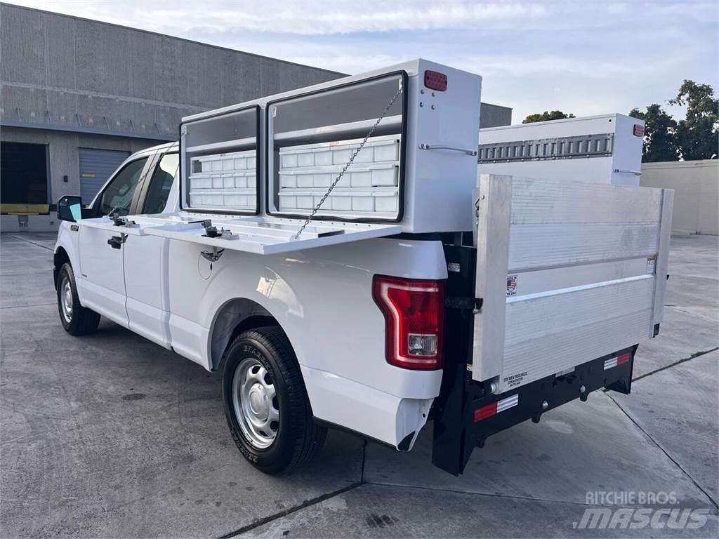 Ford F-150 Pikaplar