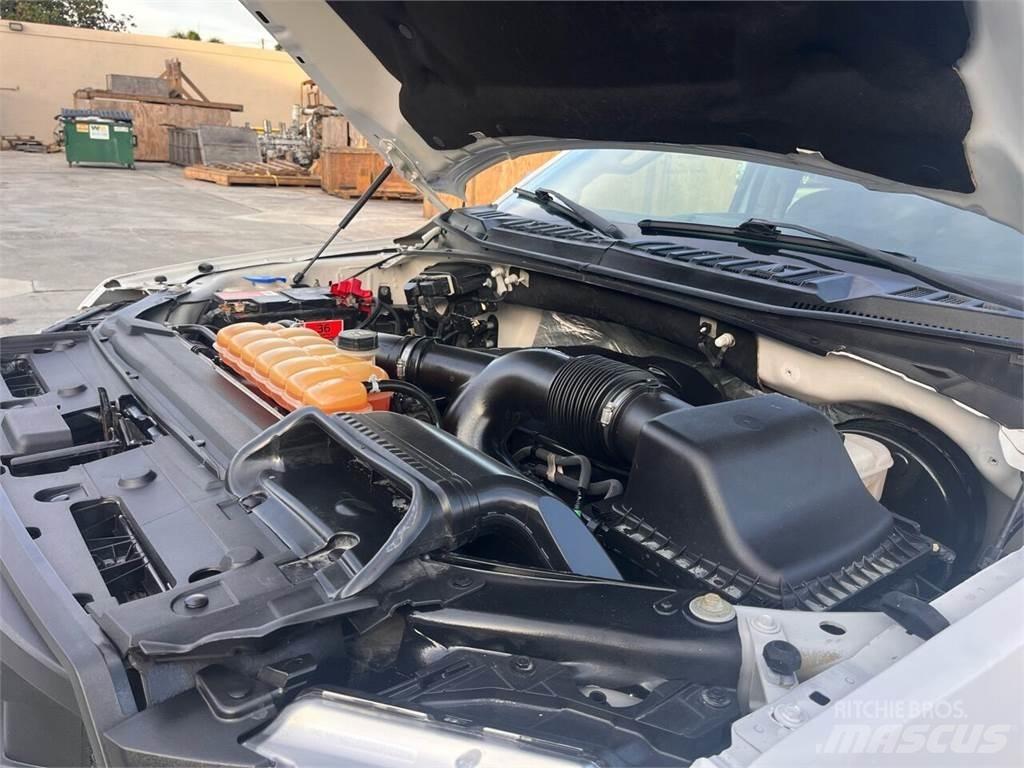 Ford F-150 Pikaplar