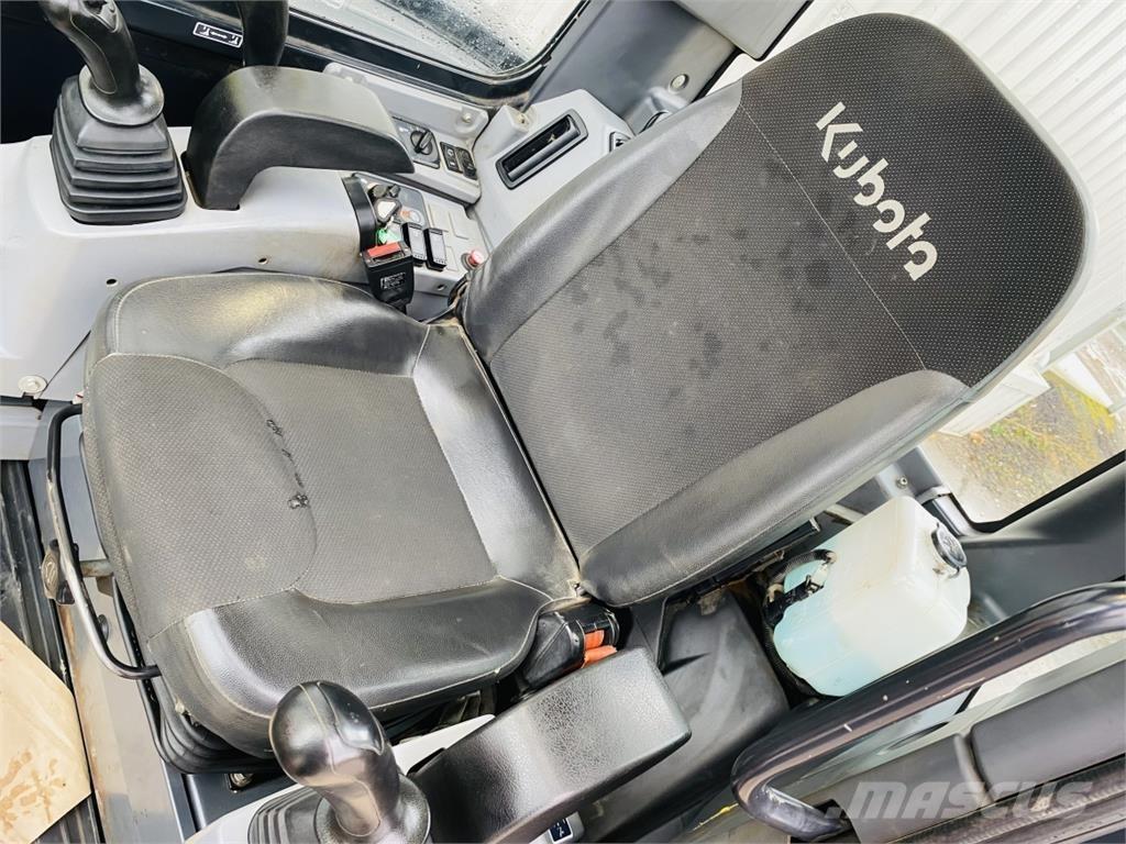 Kubota U48-4 Midi ekskavatörler 7 - 12 t