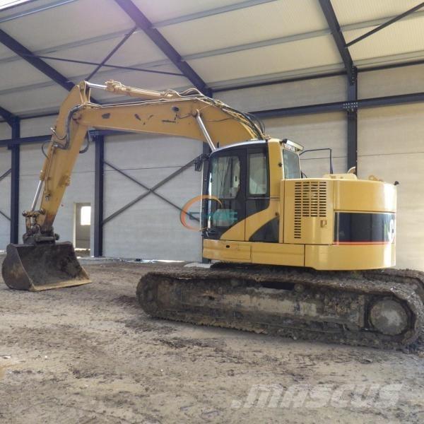 CAT 321C LCR Lastik tekerli ekskavatörler
