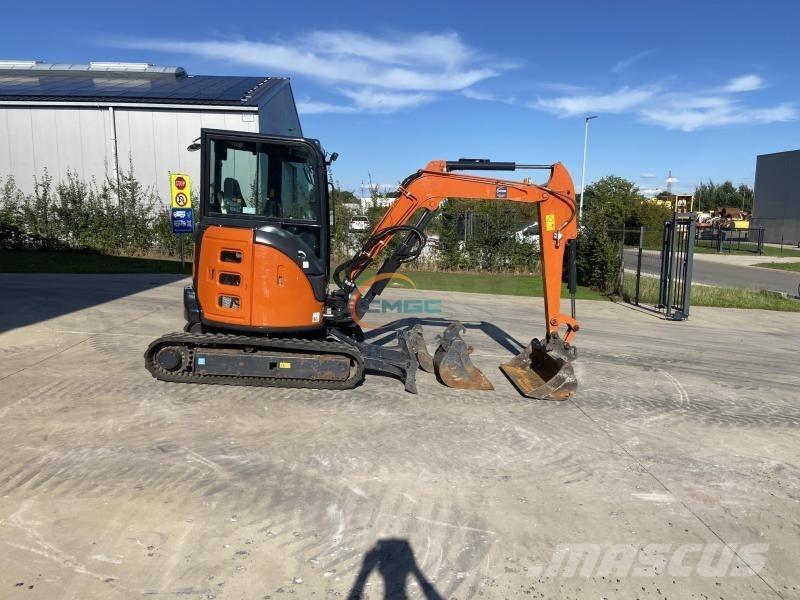 Hitachi ZX336 Lastik tekerli ekskavatörler