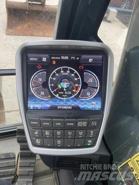 Hyundai HX220 L Lastik tekerli ekskavatörler