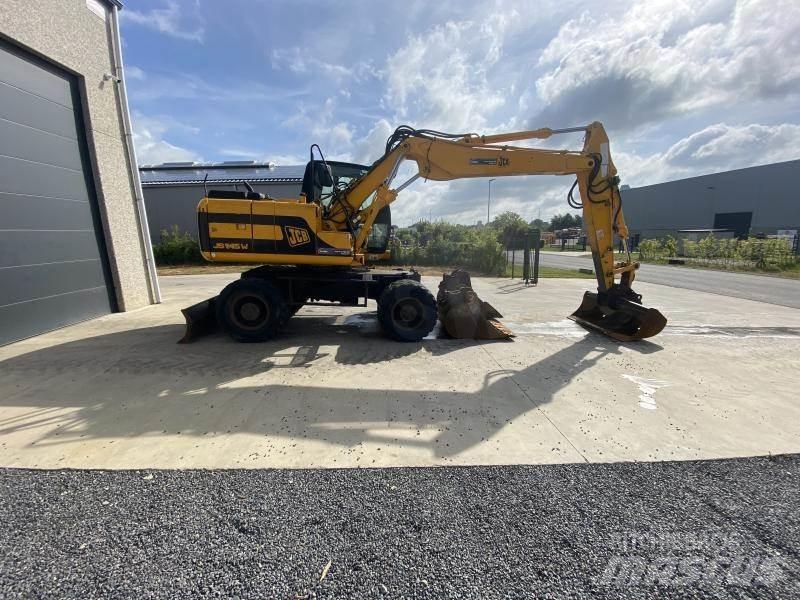 JCB JS145W Lastik tekerli ekskavatörler