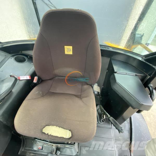 JCB TM220 Tekerlekli yükleyiciler