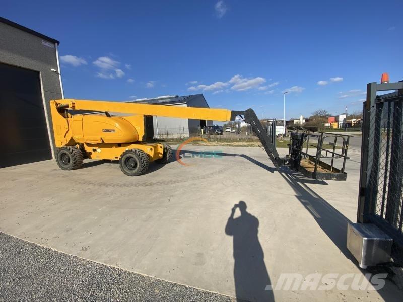 JLG 800AJ Körüklü personel platformları