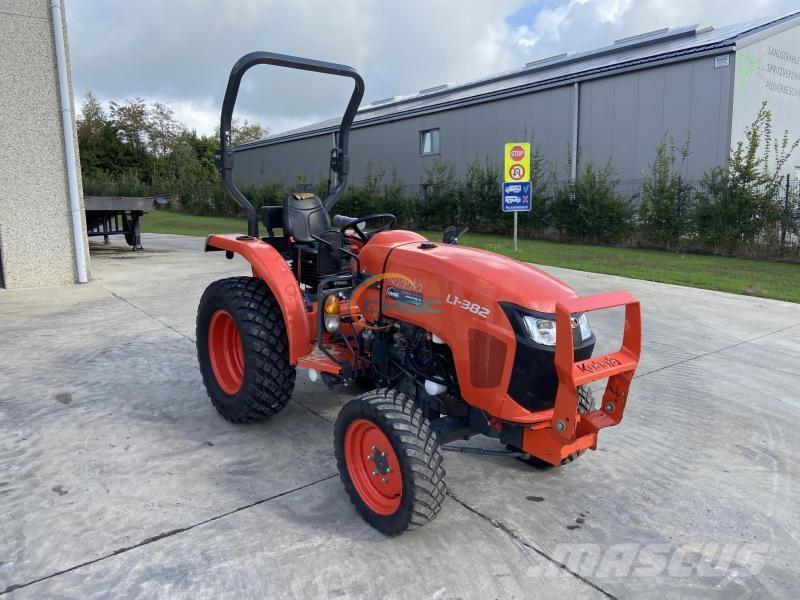 Kubota L1-382 Traktörler