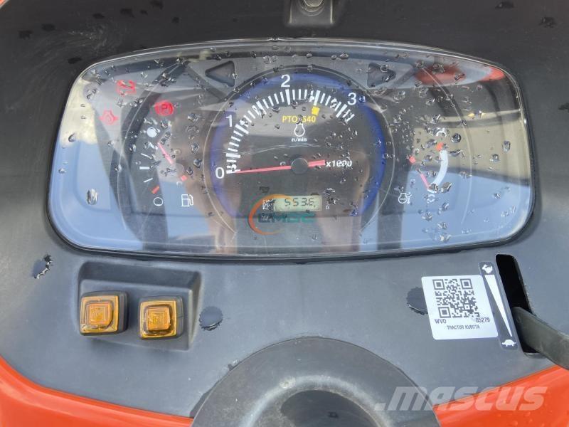 Kubota L1-382 Traktörler