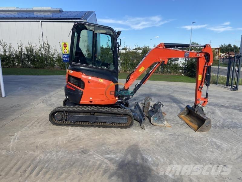 Kubota U27-4 HI Lastik tekerli ekskavatörler