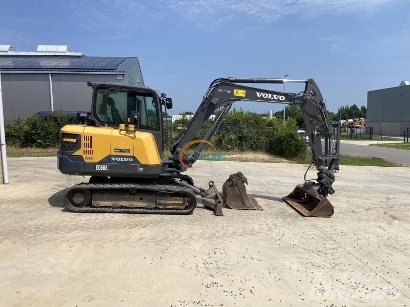Volvo EC60E Lastik tekerli ekskavatörler