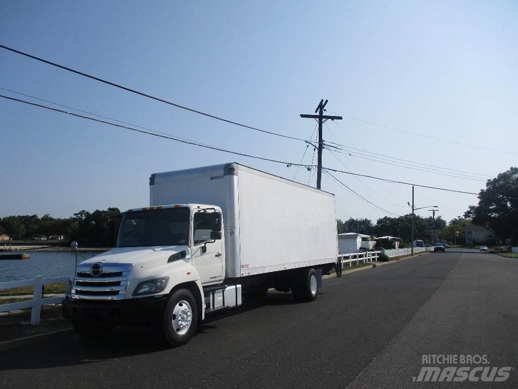 Hino 338 Kapali kasa kamyonlar