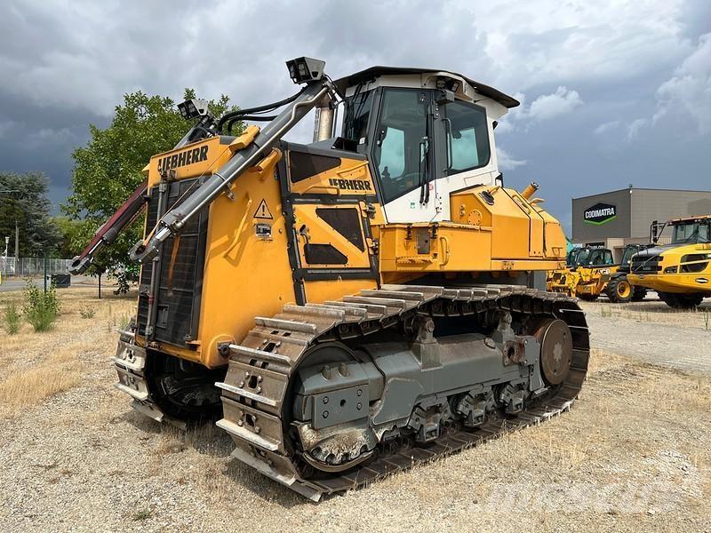 Liebherr PR766 Paletli dozerler