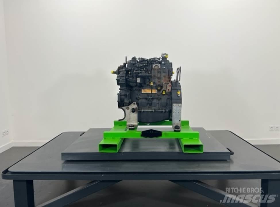 CASE 221E Motorlar