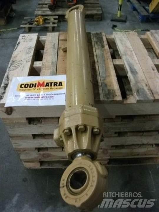 CAT 215 Hidrolik