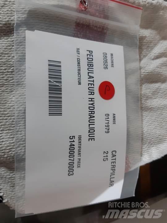 CAT 215 Kabin