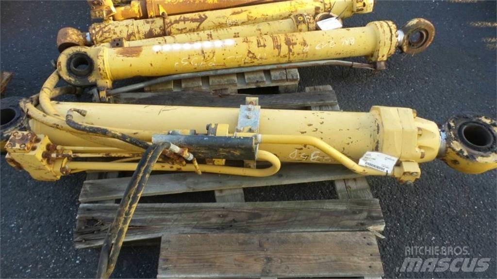 CAT 235 Hidrolik