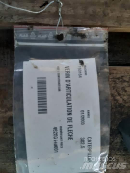 CAT 302.5 Hidrolik
