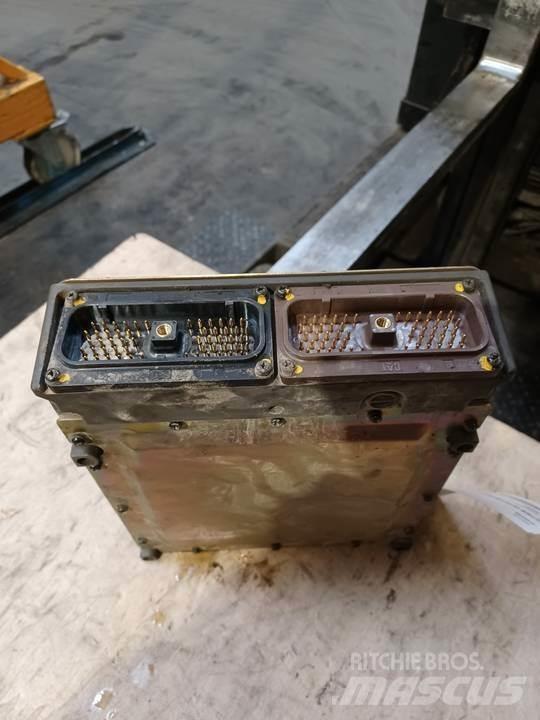 CAT 318C Kabin