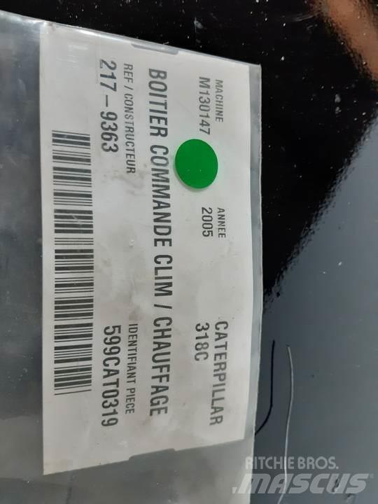 CAT 318C Kabin