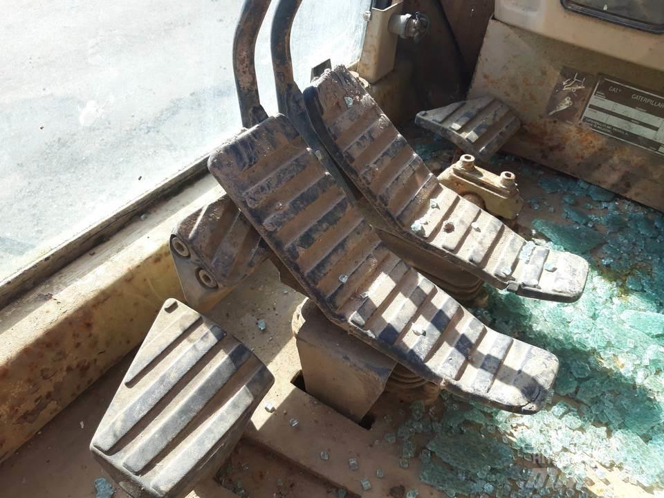 CAT 325LN Kabin