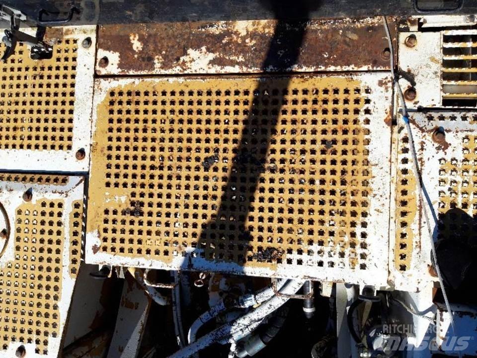 CAT 325LN Kabin