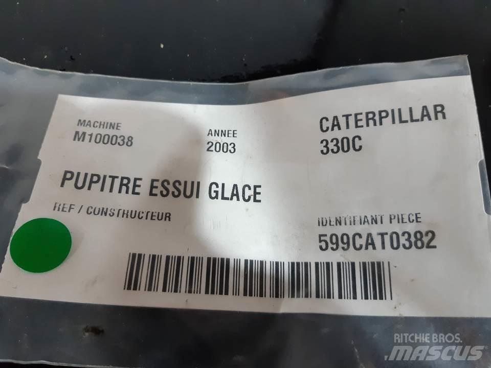 CAT 330C Kabin