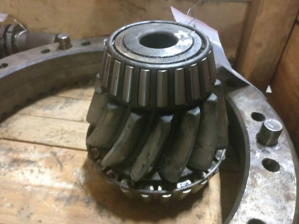 CAT 657B Sanzuman