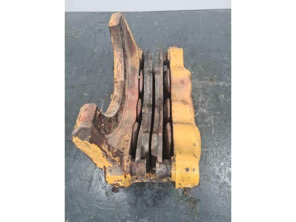 CAT 730 Sanzuman