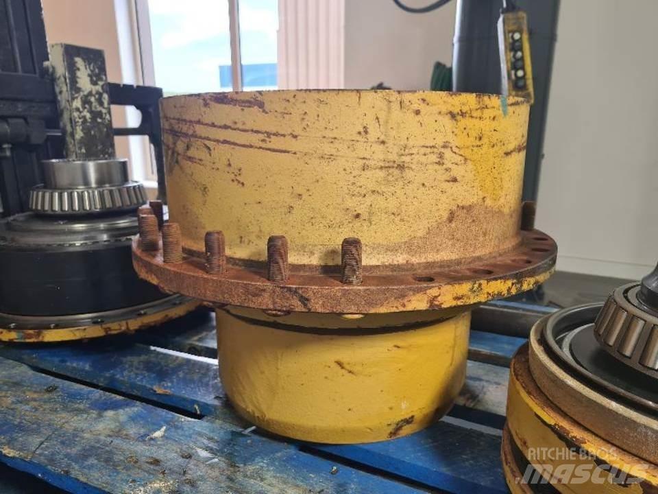 CAT 735 Sanzuman