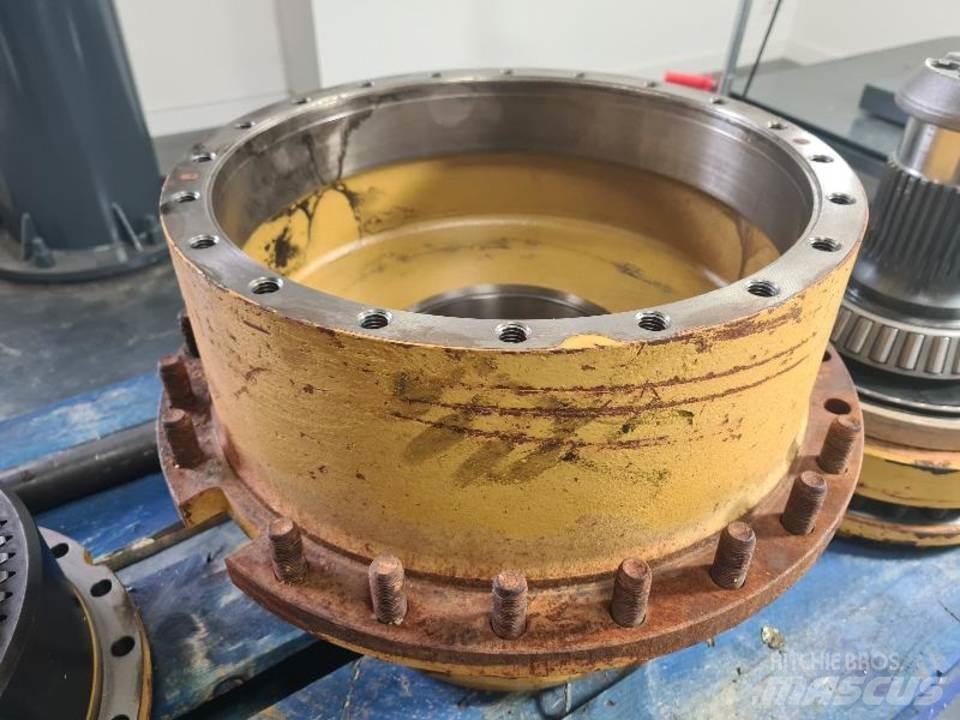 CAT 735 Sanzuman