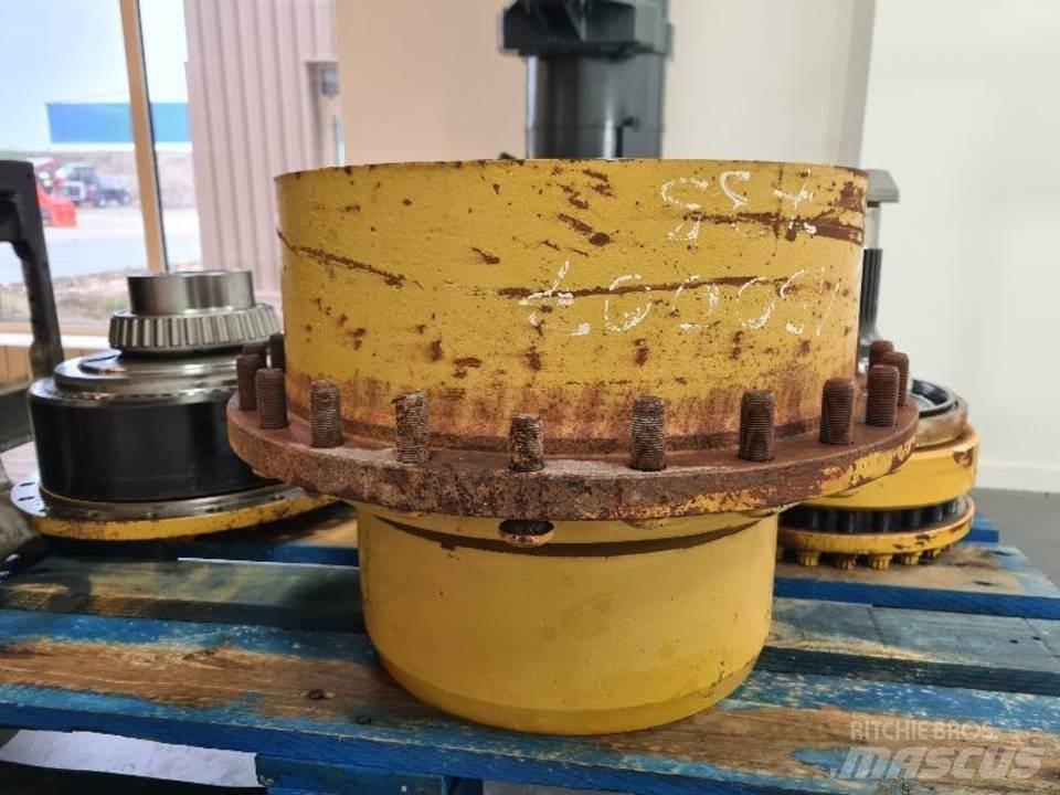 CAT 735 Sanzuman