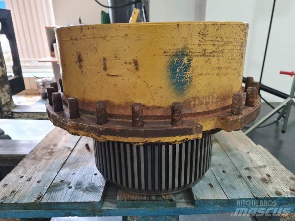 CAT 735 Sanzuman