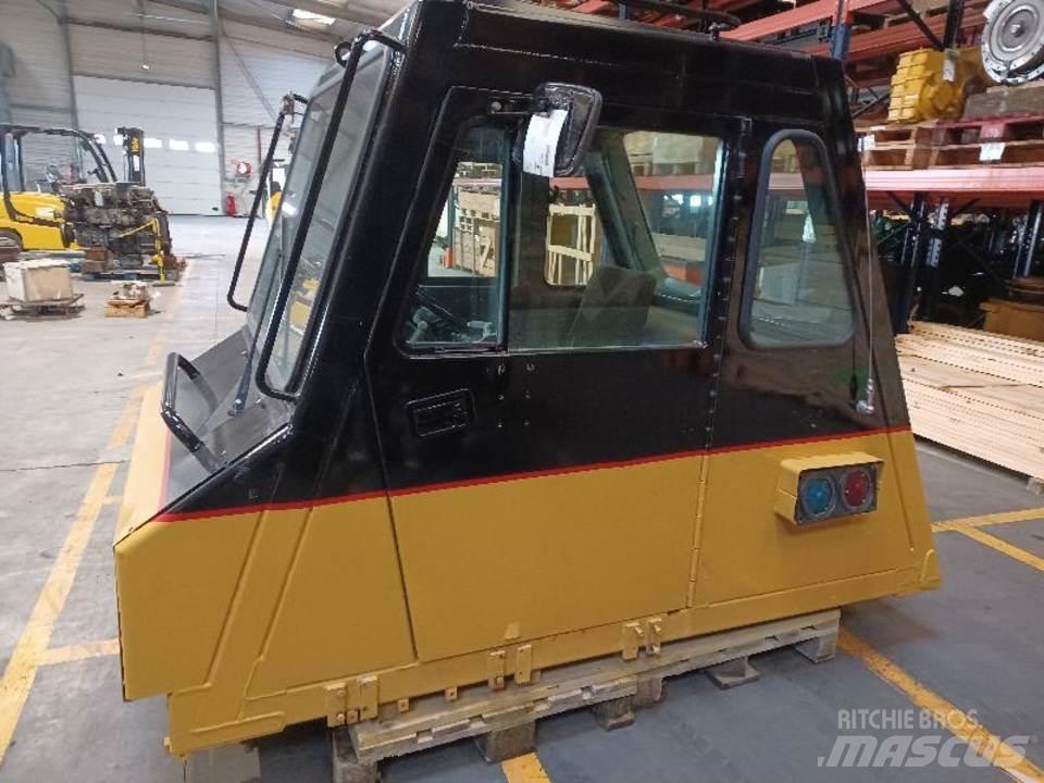 CAT 771D Kabin