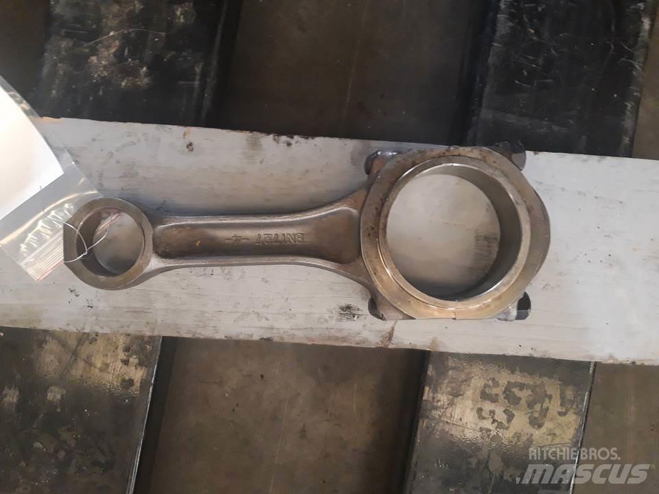 CAT 826C Motorlar