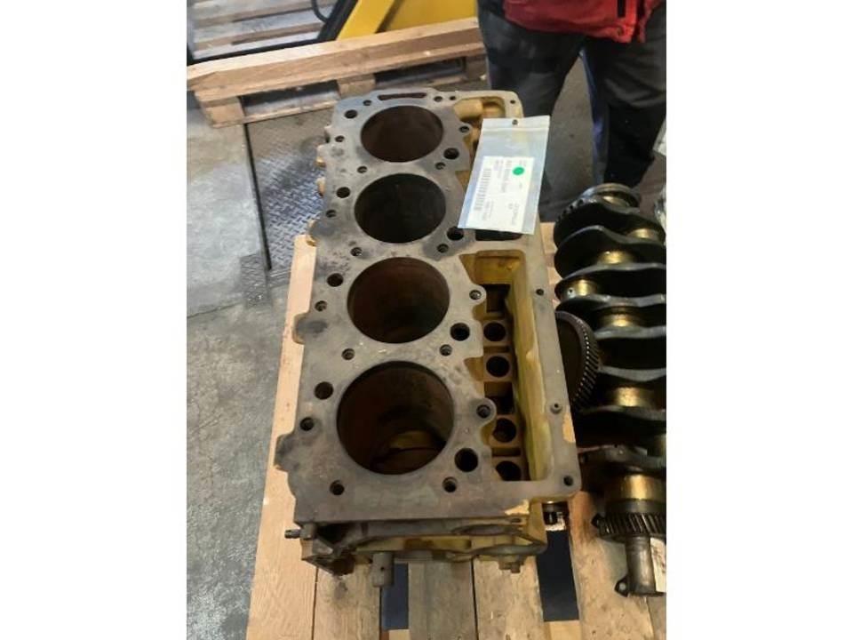 CAT 953 Motorlar