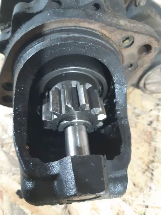 CAT 963B Motorlar