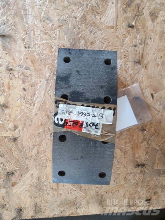 CAT 966C Paletler