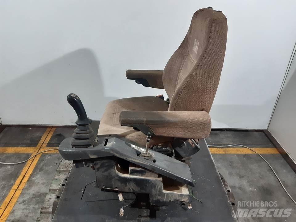 CAT M312 Kabin