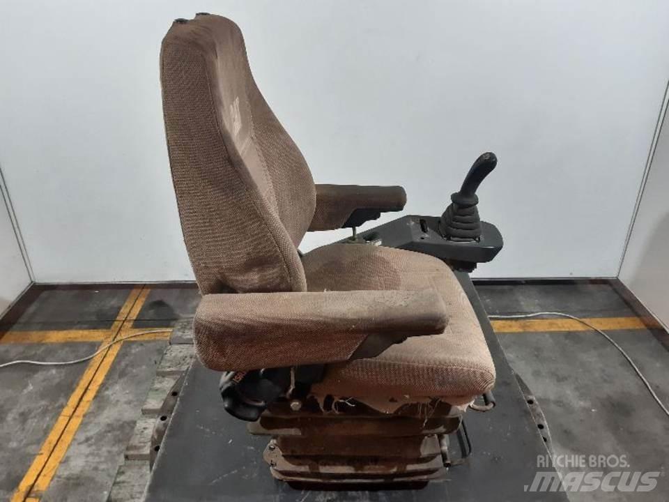 CAT M312 Kabin