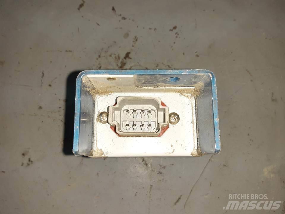 CAT M313C Kabin