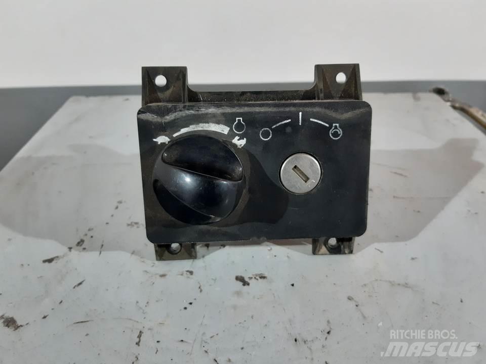 CAT M313C Kabin