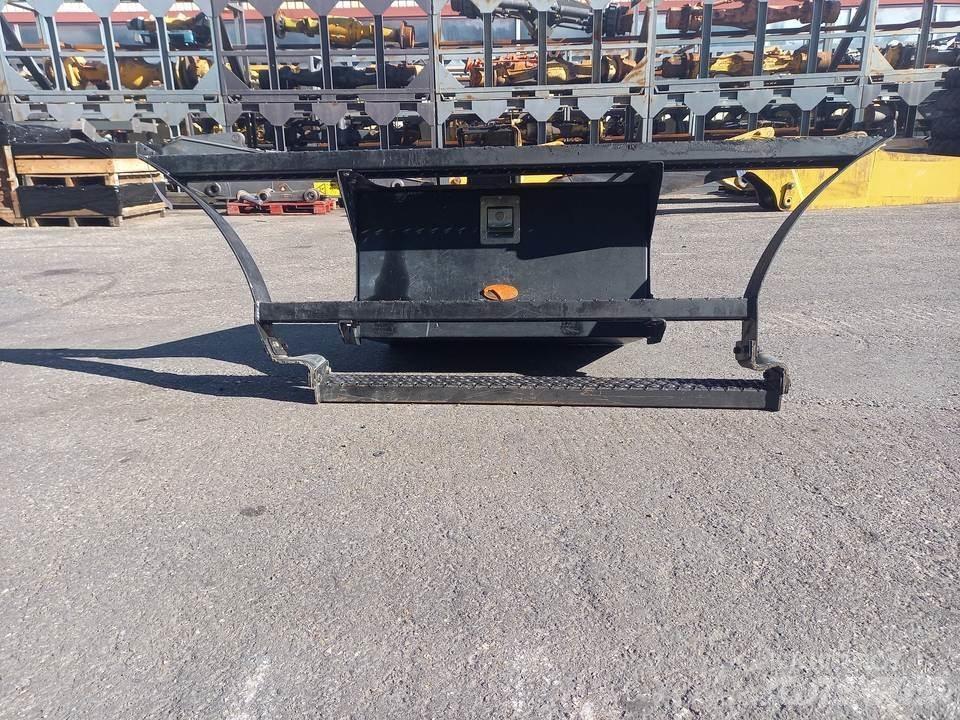 CAT M320F Kabin