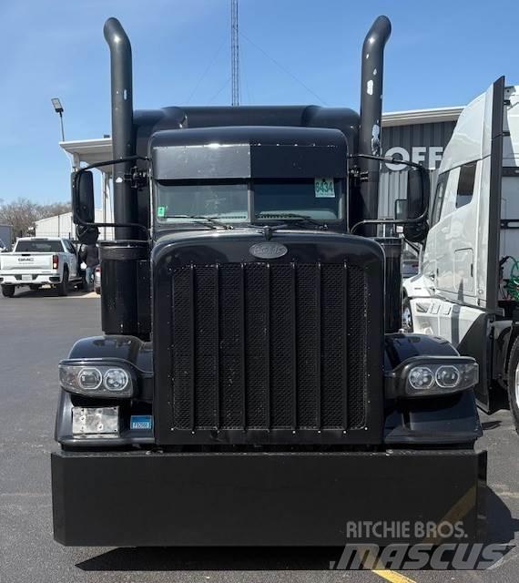 Peterbilt 389 Diger kamyonlar