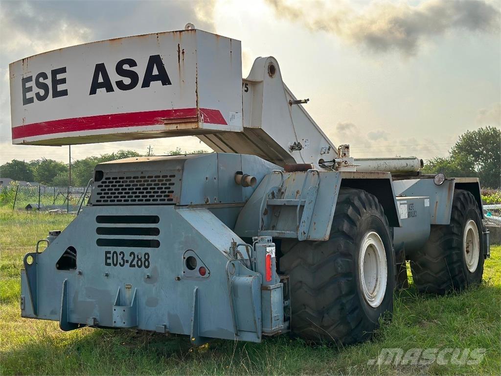 Terex RT 775 Arazi Tipi Vinçler (RT)