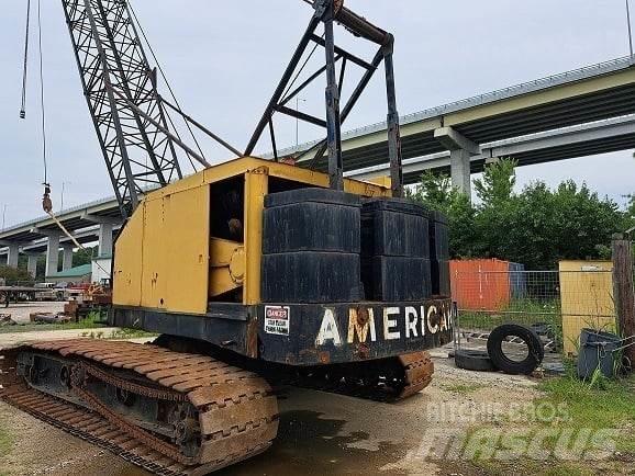 American  Bomlar ve kollar