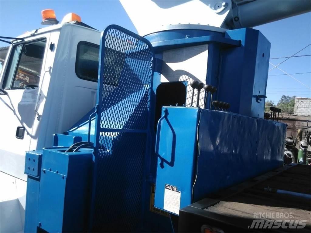 Manitex 30100 Araç üzeri vinçler